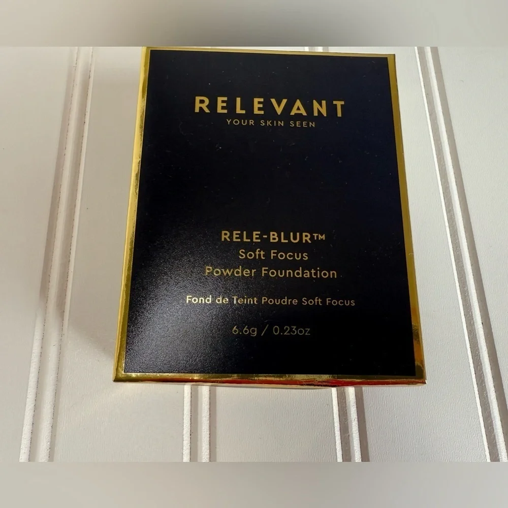 Relevant Rele-Blur Soft Focus Powder Foundation Inspire 20 NEW. 869